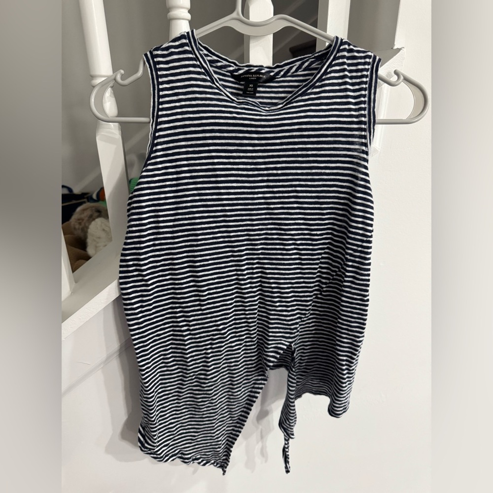 Banana Republic- striped top - cropped